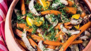 HÜHNCHEN CASSEROLE MIT OFEN GEMÜSE GEMÜSE