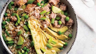 TON FISH AVOCADO SALAT